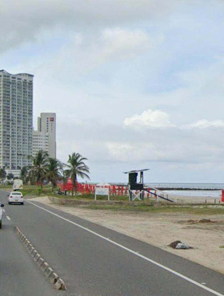 A Minutos De La Playa